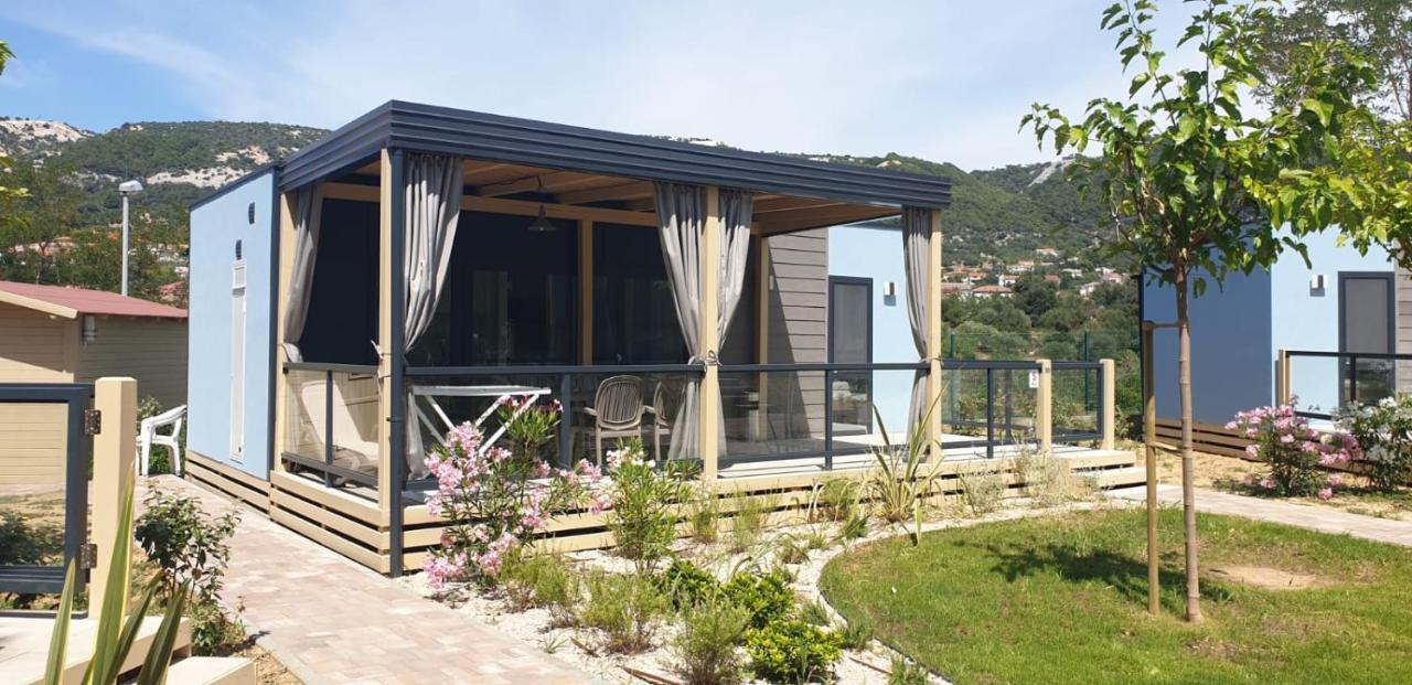 Victoria Mobilehome In Padova Premium Camping Resort Banjol Exterior photo