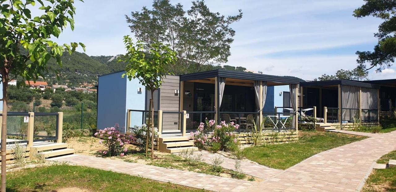 Victoria Mobilehome In Padova Premium Camping Resort Banjol Exterior photo